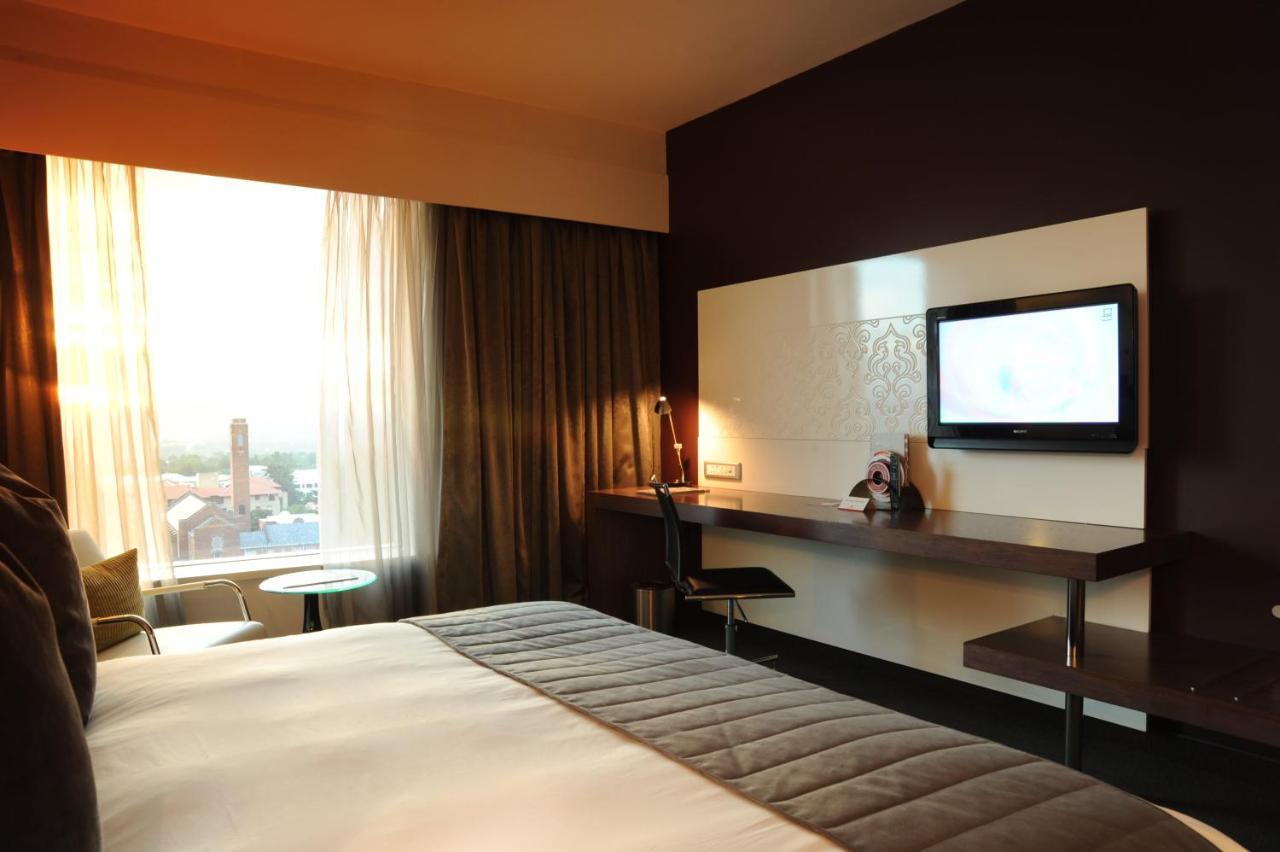 Southern Sun Rosebank, Johannesburg Zewnętrze zdjęcie